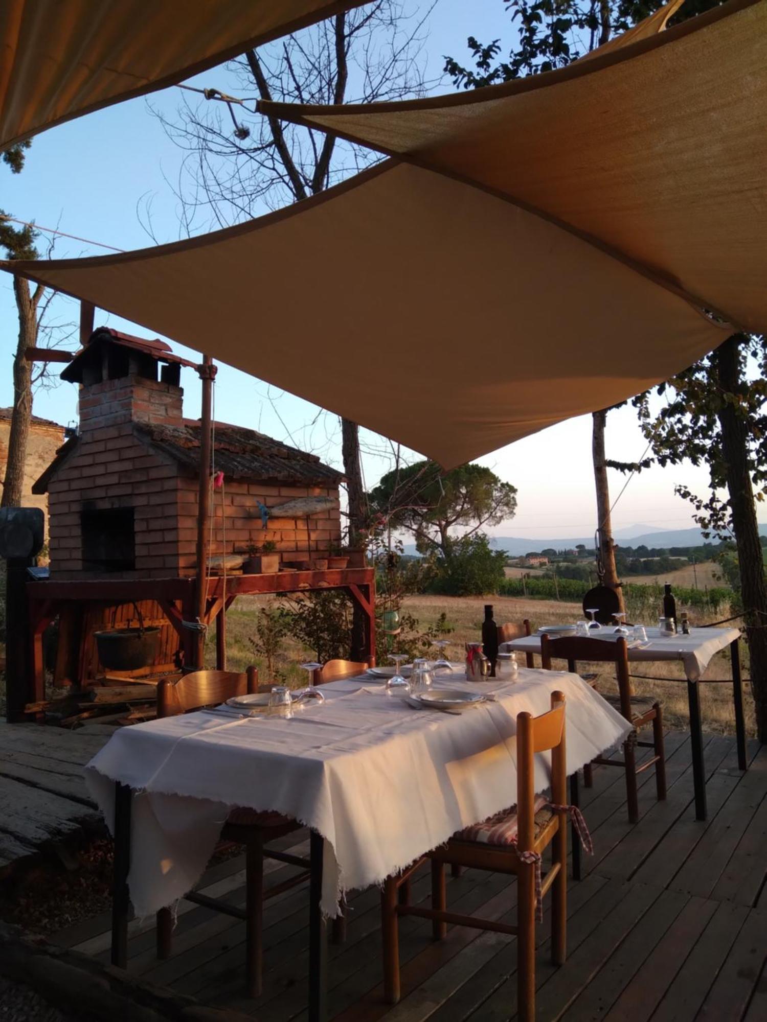 Agriturismo La Terra Valiano Bagian luar foto