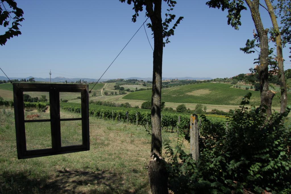 Agriturismo La Terra Valiano Bagian luar foto